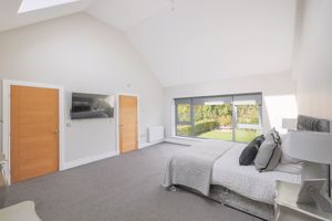 Photo 15- click for photo gallery